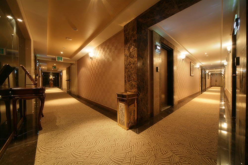 Press Hotel Busan Exteriör bild